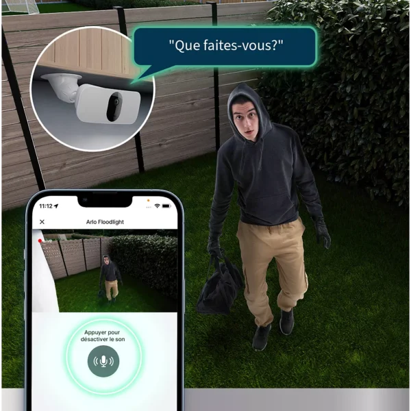 caméra de surveillance arlo wifi essential 3 cameras + 1 floodlight